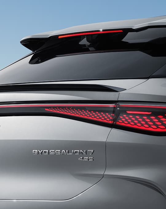 BYD Sealion 7 rear view