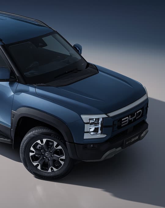 BYD Shark 6 rear three-quarter view