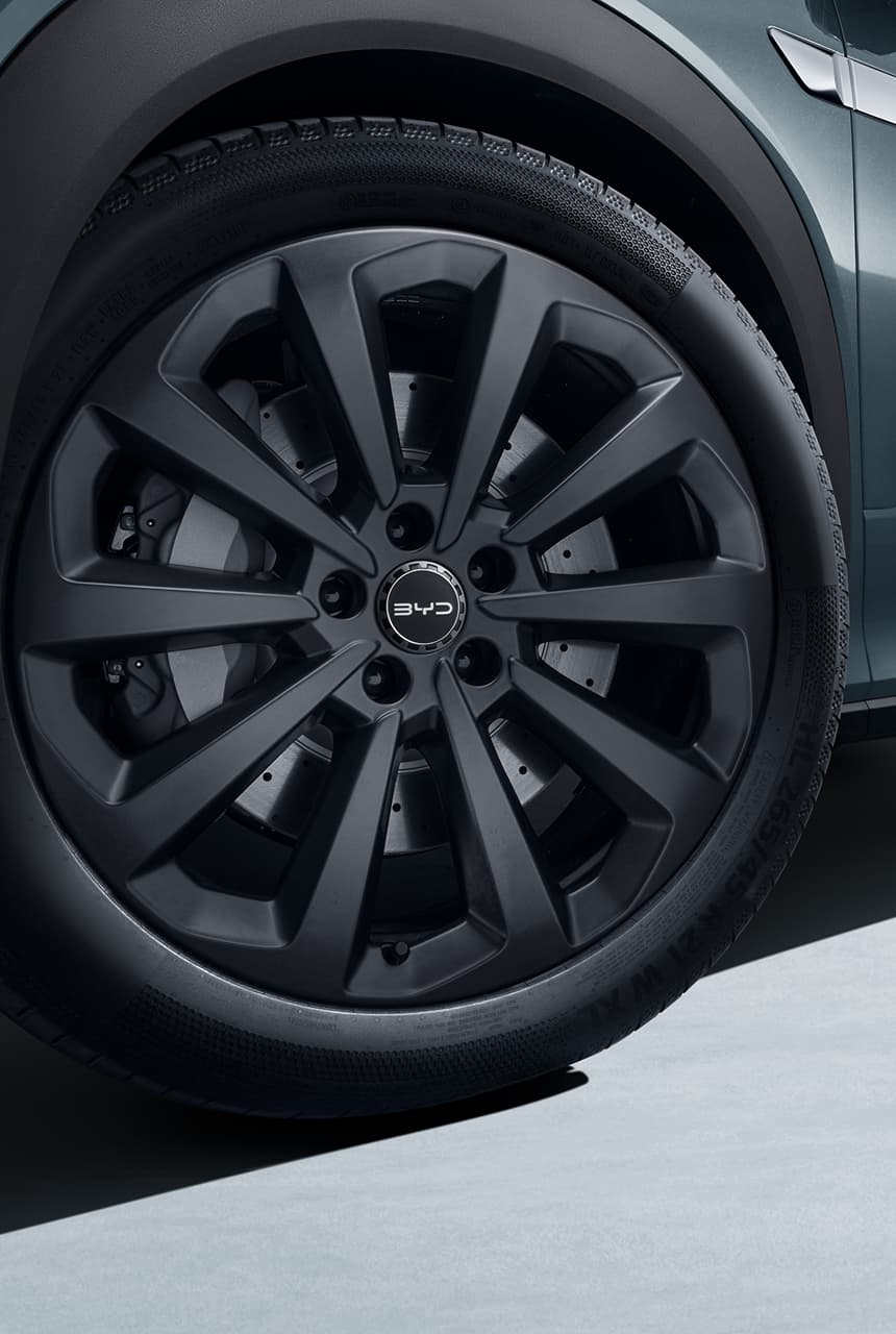 21 inch alloy wheels